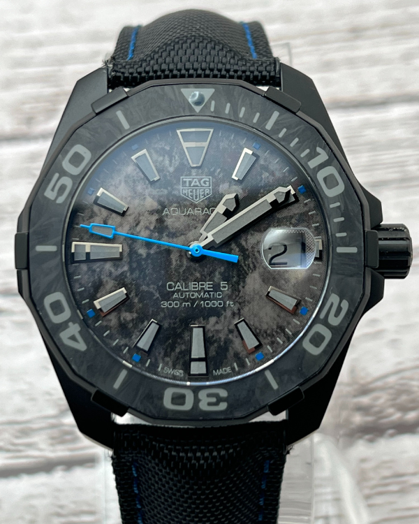 Tag Heuer Aquaracer Carbon Dial Watch for Men - WBD218C.FC6447