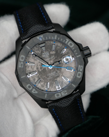 Tag Heuer Aquaracer Carbon Dial Watch for Men - WBD218C.FC6447
