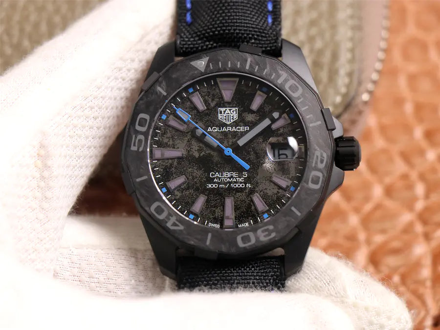 Tag Heuer Aquaracer Carbon Dial Watch for Men - WBD218C.FC6447