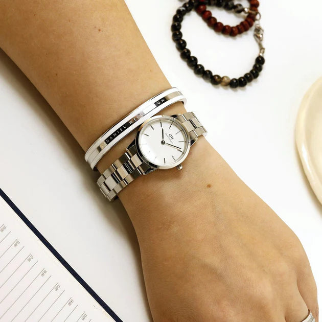 Daniel Wellington Iconic Link White Dial Silver Steel Strap Watch For Women - DW00100207