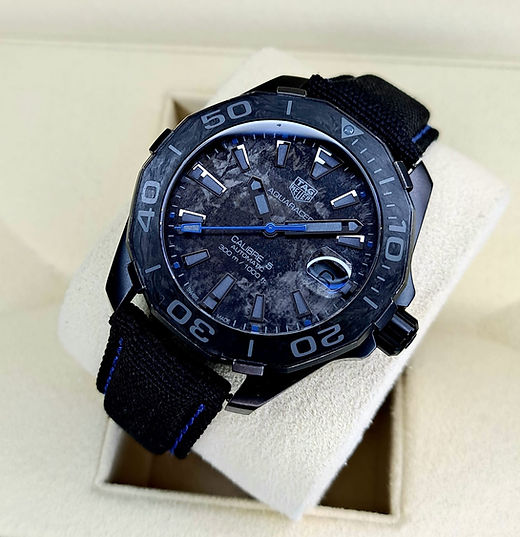Tag Heuer Aquaracer Carbon Dial Watch for Men - WBD218C.FC6447