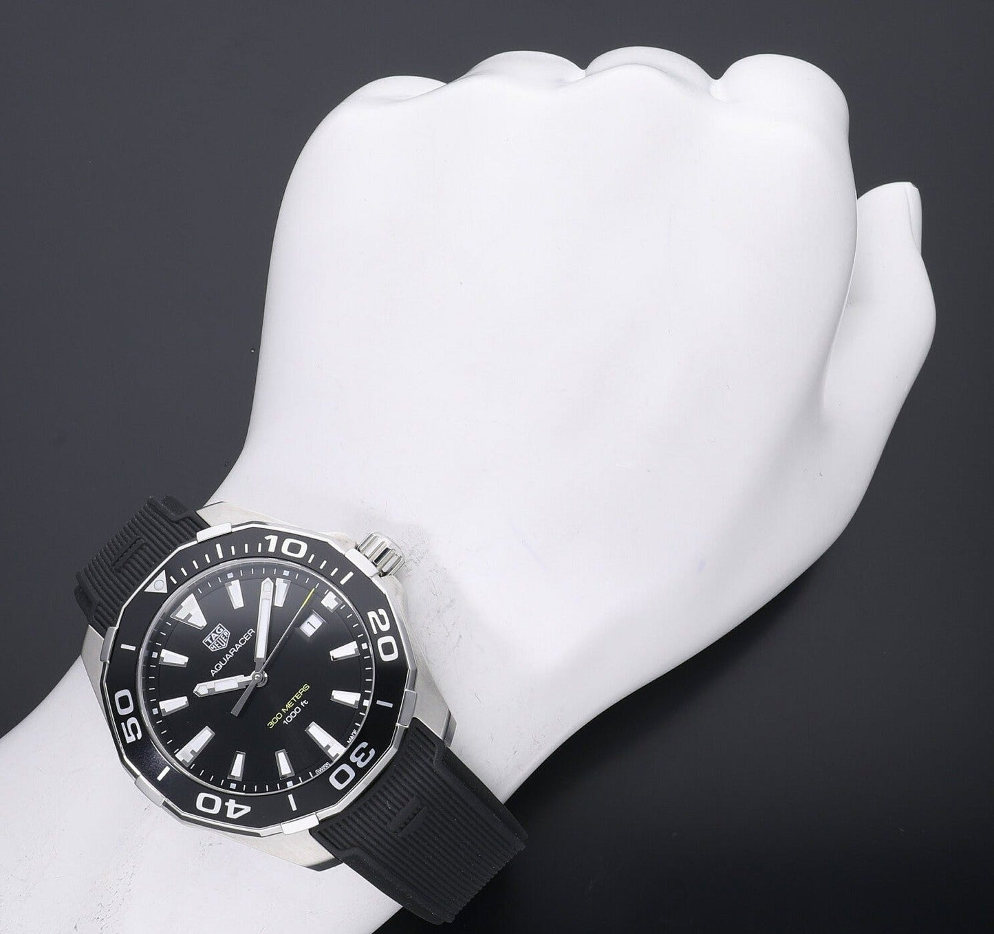 Tag Heuer Aquaracer 40mm Quartz Black Dial Black Rubber Strap Watch for Men - WAY101A.FT6141