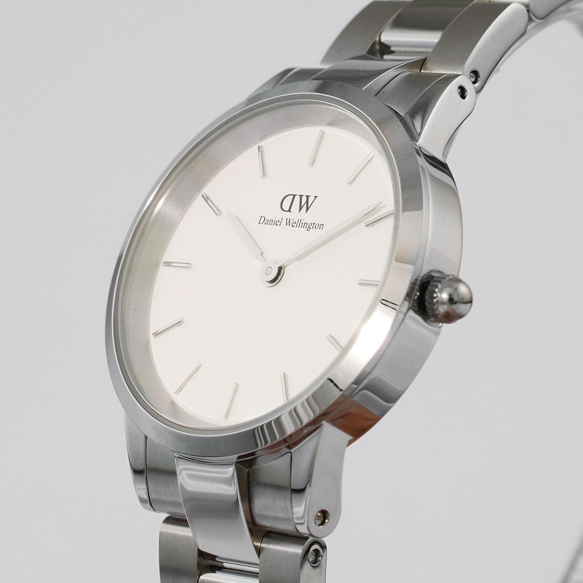 Daniel Wellington Iconic Link White Dial Silver Steel Strap Watch For Women - DW00100205