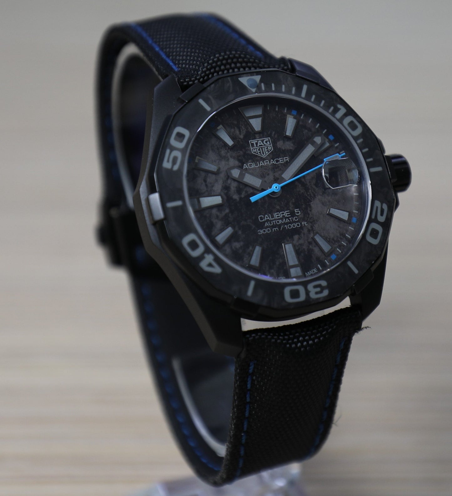 Tag Heuer Aquaracer Carbon Dial Watch for Men - WBD218C.FC6447