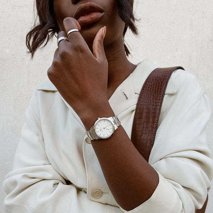 Daniel Wellington Iconic Link White Dial Silver Steel Strap Watch For Women - DW00100205