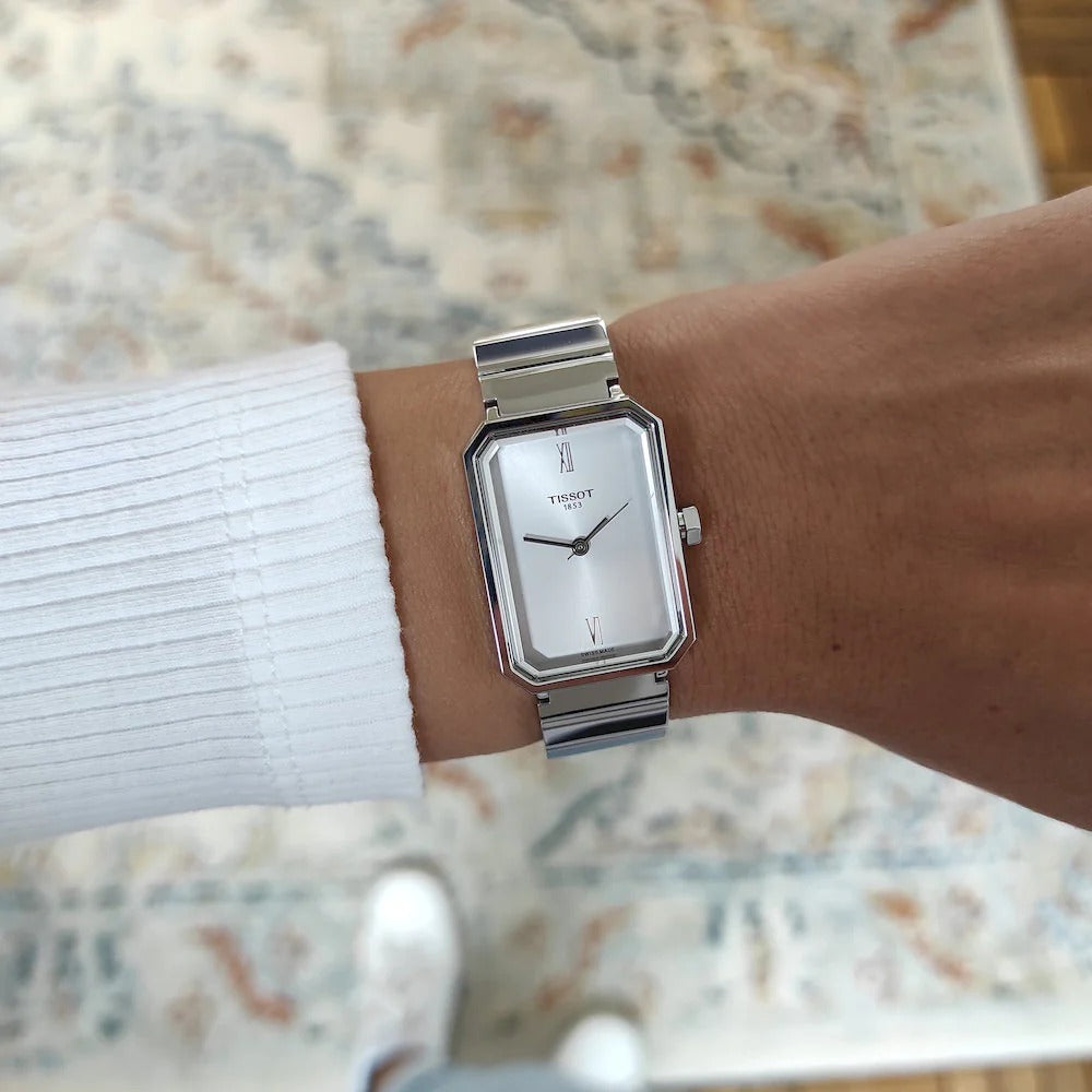 Tissot SRV Silver Dial Silver Steel Strap Watch for Women - T160.110.11.033.00