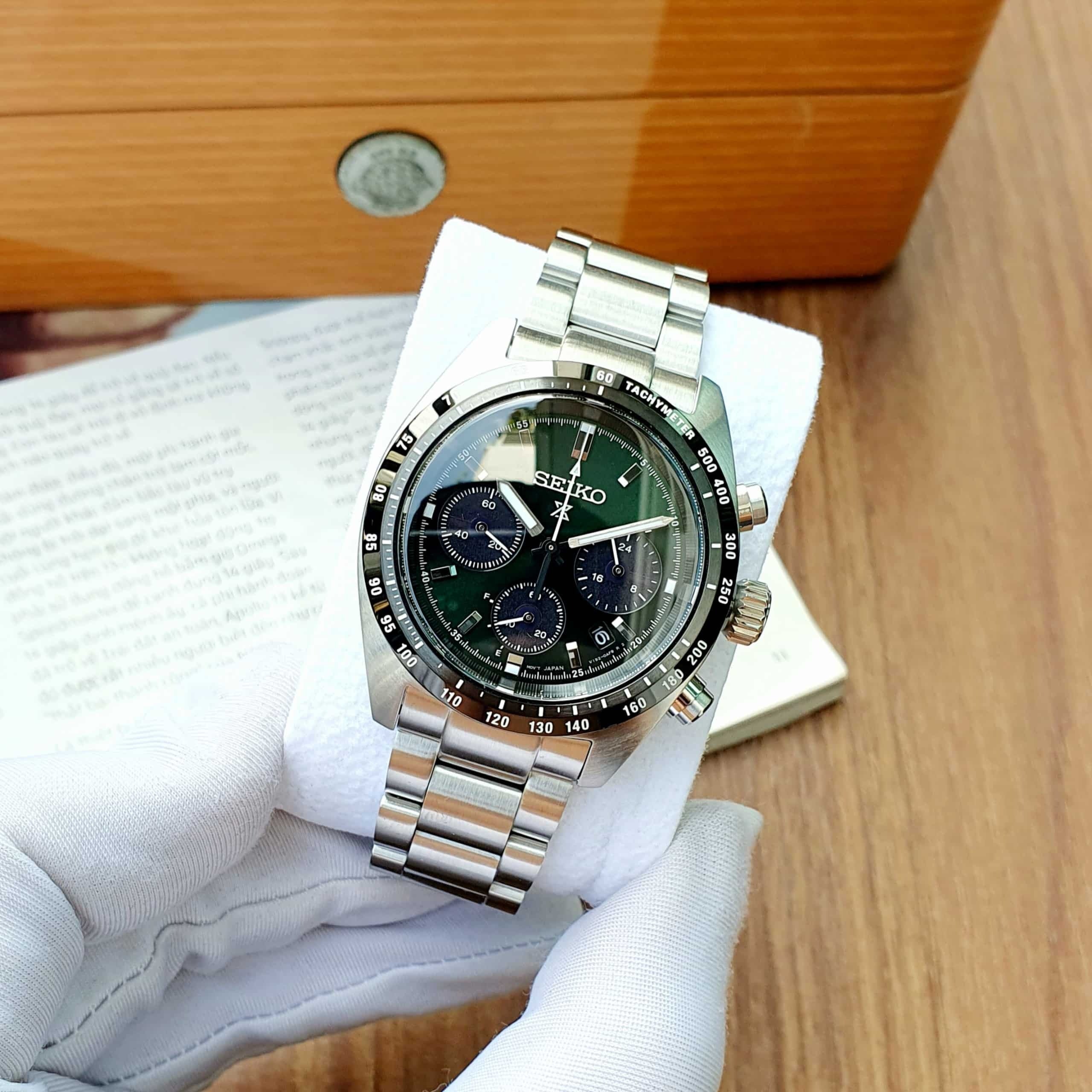 Seiko Prospex Speedtimer Solar Chronograph Green Dial Silver Steel Strap Watch for Men - SSC933