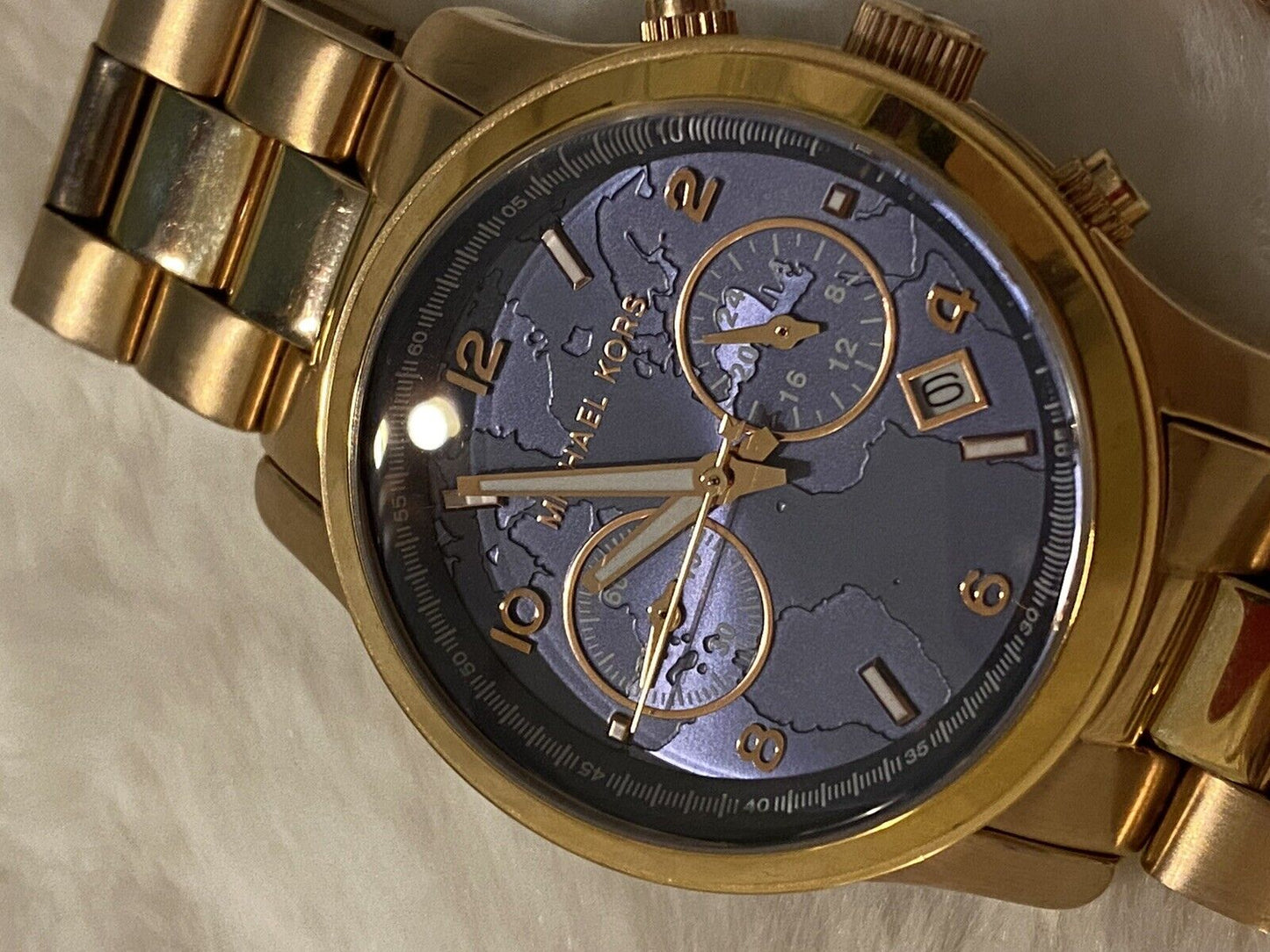 Michael Kors Runway Stop Hunger Quartz Blue Dial Rose Gold Steel Strap Watch For Men - MK8358